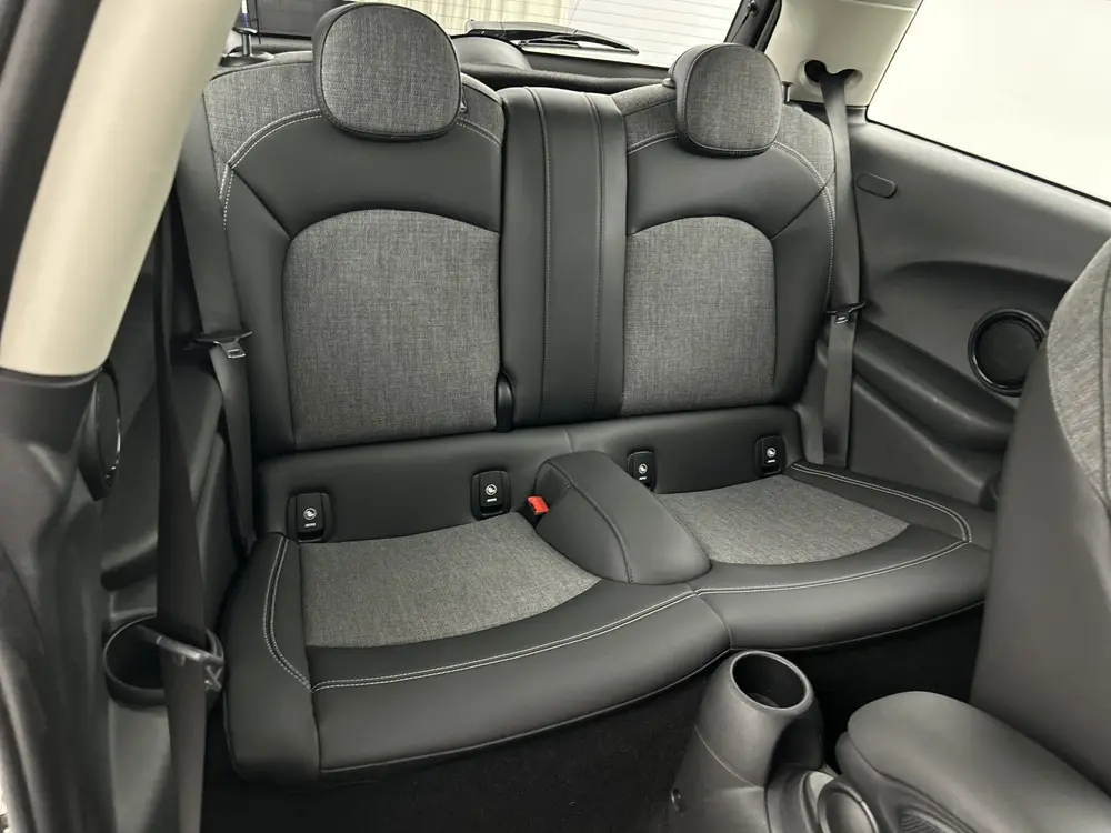 Mini Overig 1.5 136 PK Aut. Heddon Street Ed. Pano-dak/Sport uit 2019, foto 16