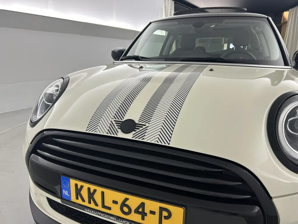 Mini Overig 1.5 136 PK Aut. Heddon Street Ed. Pano-dak/Sport uit 2019, foto 7