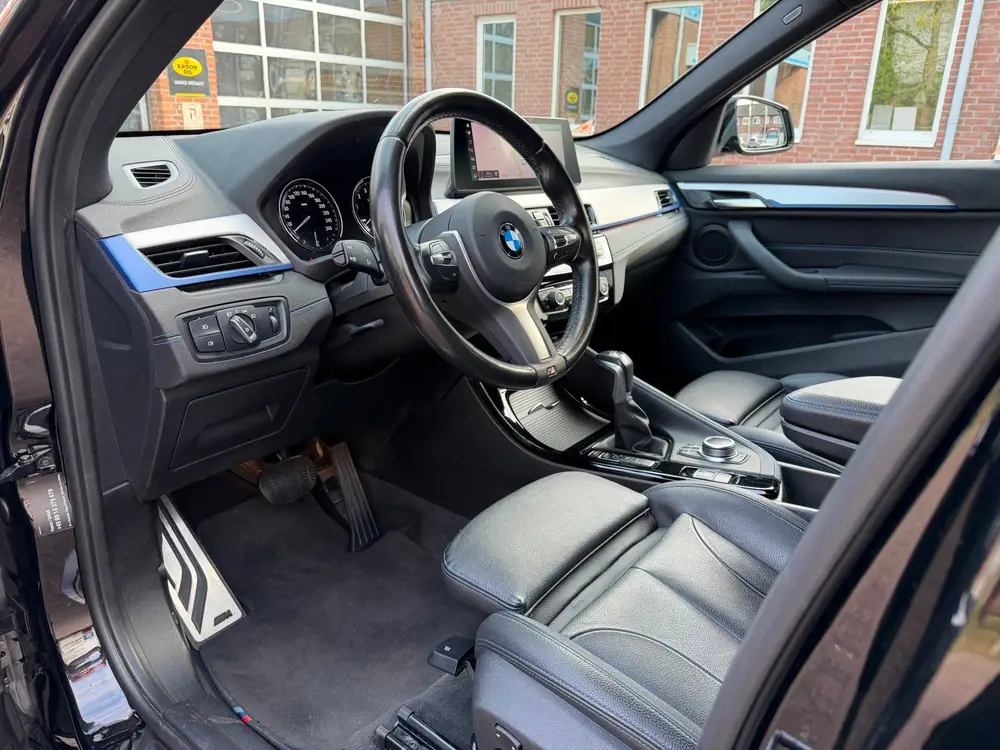 BMW X1 XDrive25e eDrive Edition M Sport uit 2021, foto 6