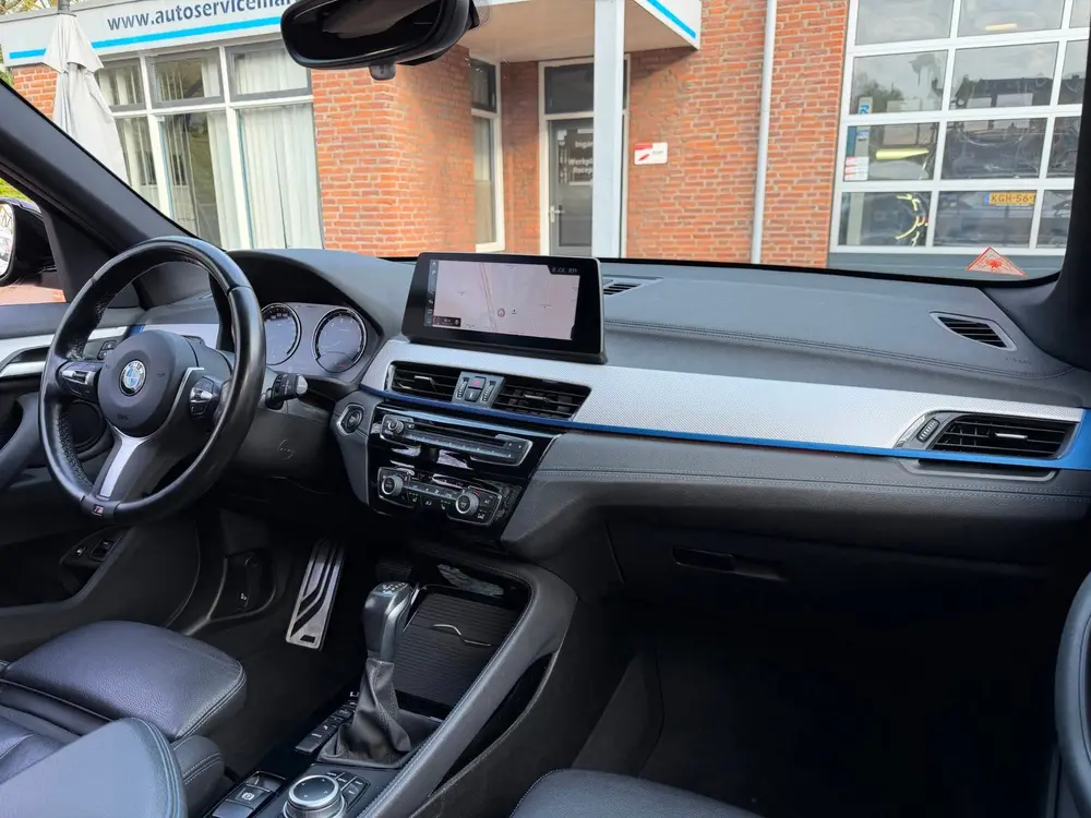 BMW X1 XDrive25e eDrive Edition M Sport uit 2021, foto 9