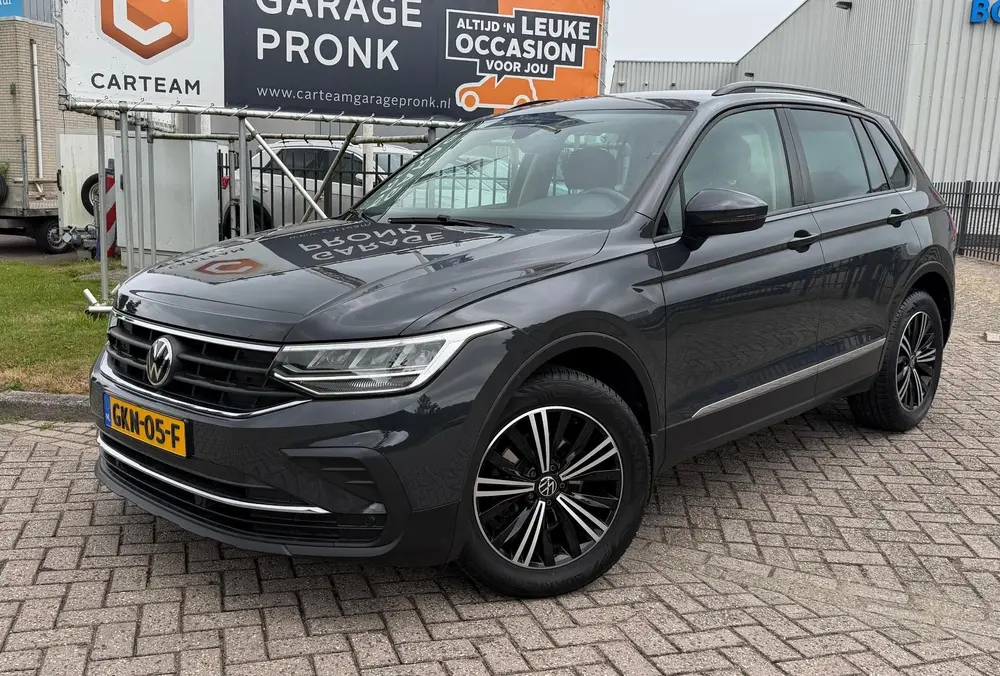 Volkswagen Tiguan 1.5 TSI BOVAG GARANTIE CAMERA/TREKHAAK/CAR uit 2020, foto 2