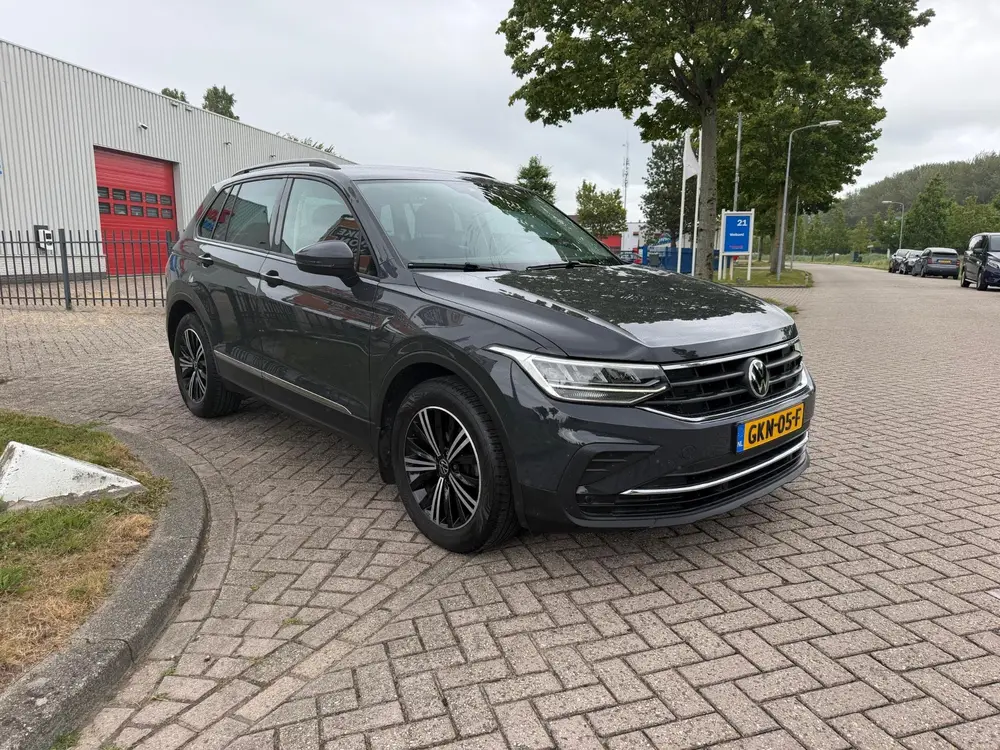 Volkswagen Tiguan 1.5 TSI BOVAG GARANTIE CAMERA/TREKHAAK/CAR uit 2020, foto 20