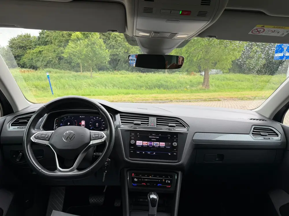 Volkswagen Tiguan 1.5 TSI BOVAG GARANTIE CAMERA/TREKHAAK/CAR uit 2020, foto 6