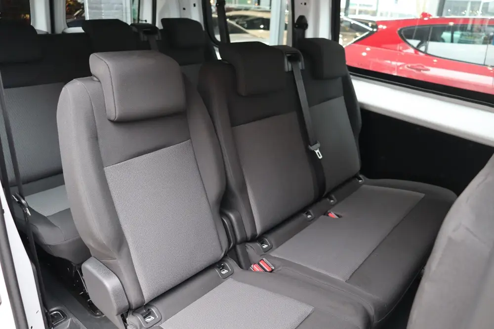 Opel Vivaro L2 75 kWh uit 2025, foto 9