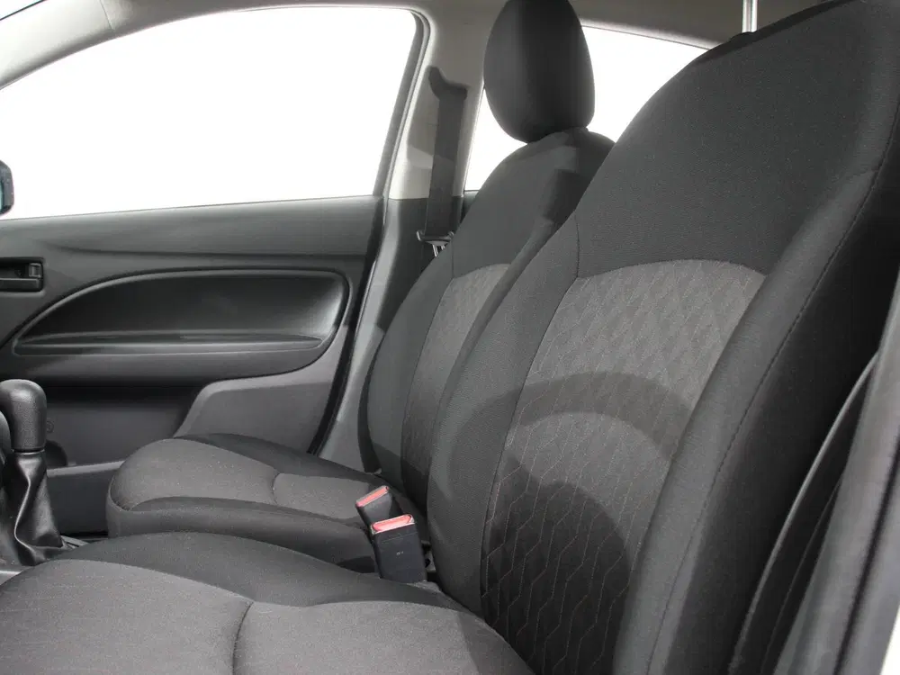Mitsubishi Space Star 1.2 Connect+ Navigatie Apple Carplay uit 2025, foto 12