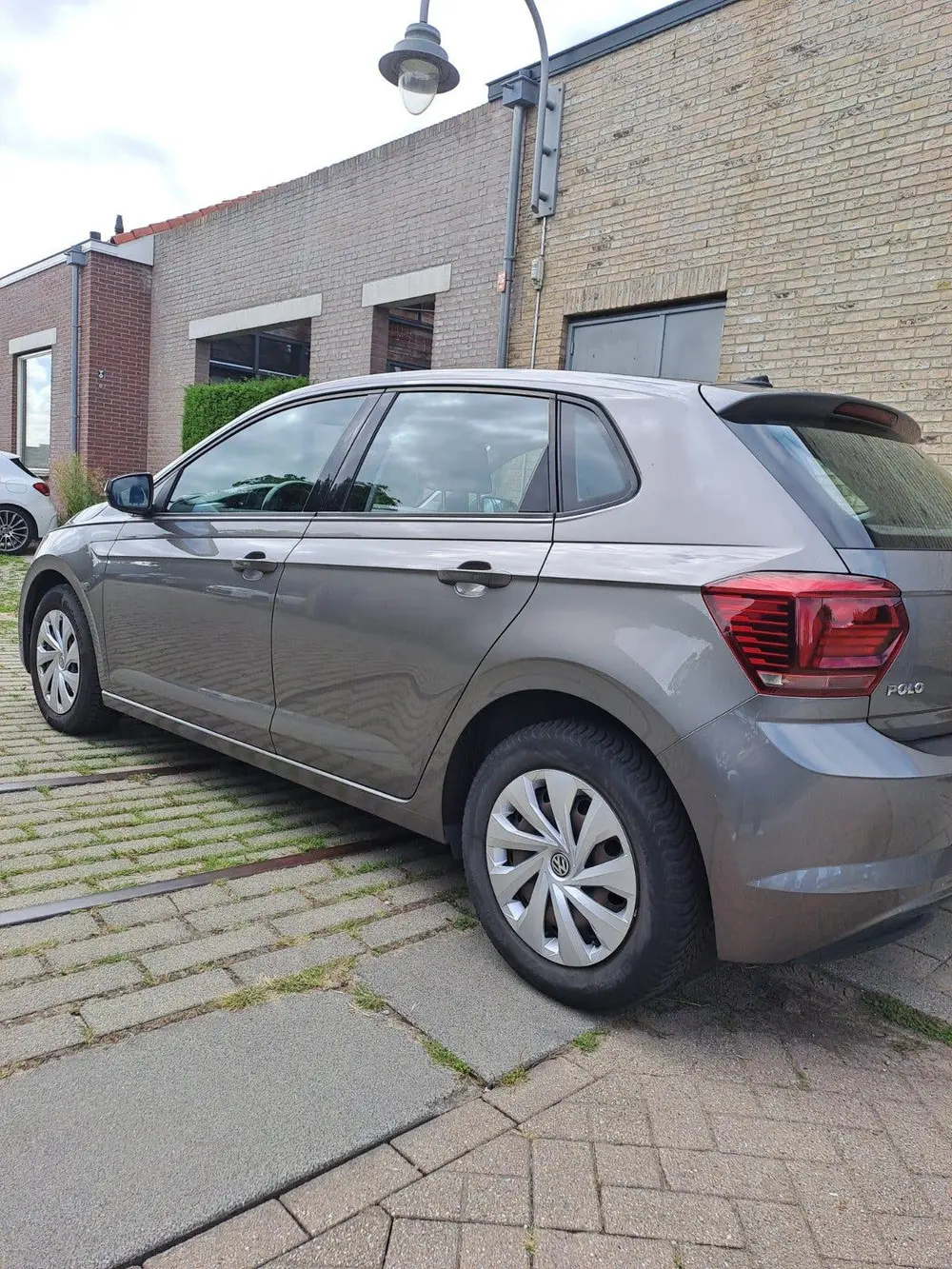 Volkswagen Polo 1.0 TSI 95pk 2019 Grijs, APK tot juli 2027 uit 2019, foto 9