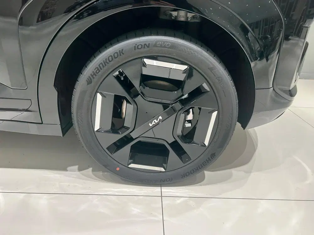 Kia EV3 81 uit 2026, foto 3