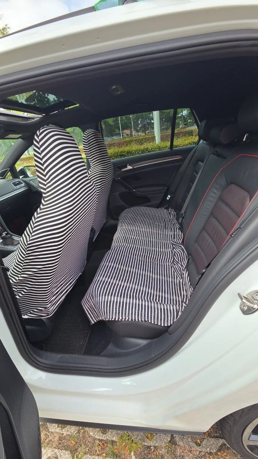 Volkswagen Golf VII Golf 2.0 TSI 245pk Performance uit 2019, foto 13
