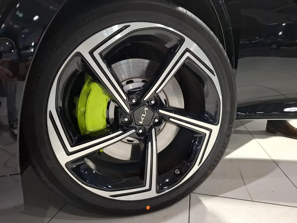 Kia EV6 GT AWD 77.4 kWh 585 PK uit 2024, foto 2