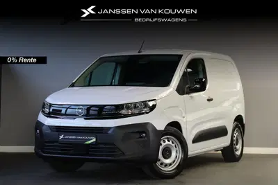 Opel Combo 136 L1 50kWh 0% rente uit 2026