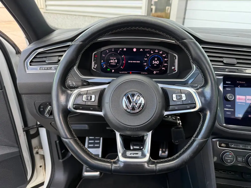 Volkswagen Tiguan 1.5 TSI ACT R-line Pano Xenon org NL uit 2020, foto 16