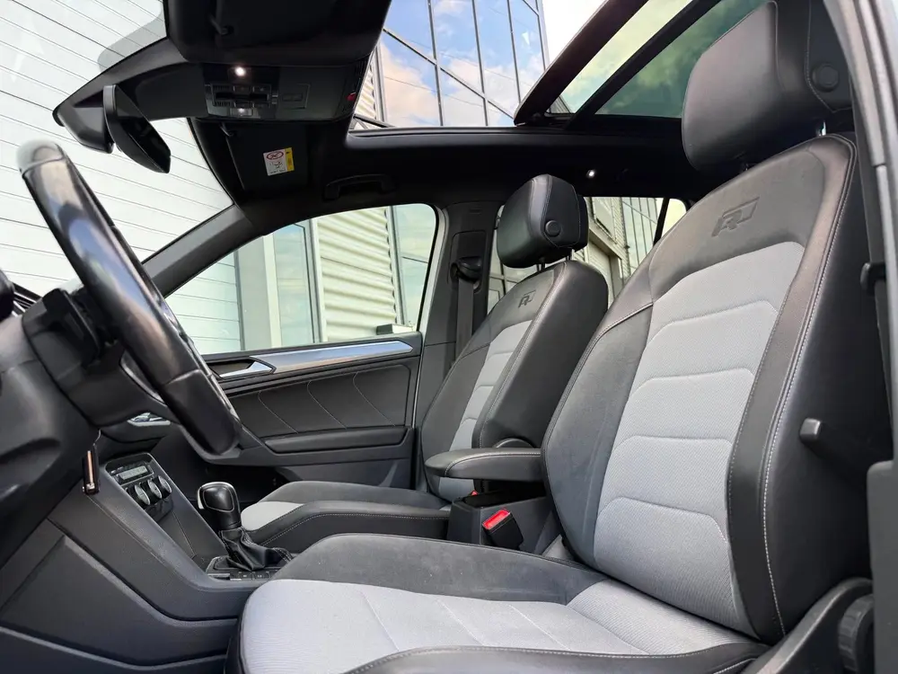 Volkswagen Tiguan 1.5 TSI ACT R-line Pano Xenon org NL uit 2020, foto 9