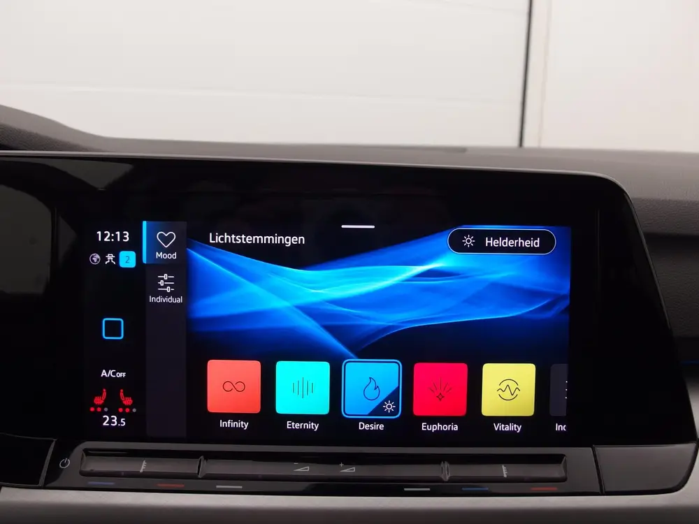 Volkswagen Golf Variant 1.5 eTSI Life Business AUTOMAAT / TR uit 2022, foto 11