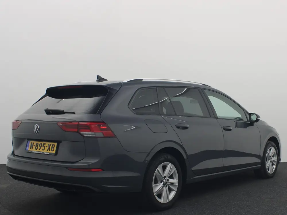 Volkswagen Golf Variant 1.5 eTSI Life Business AUTOMAAT / TR uit 2022, foto 17