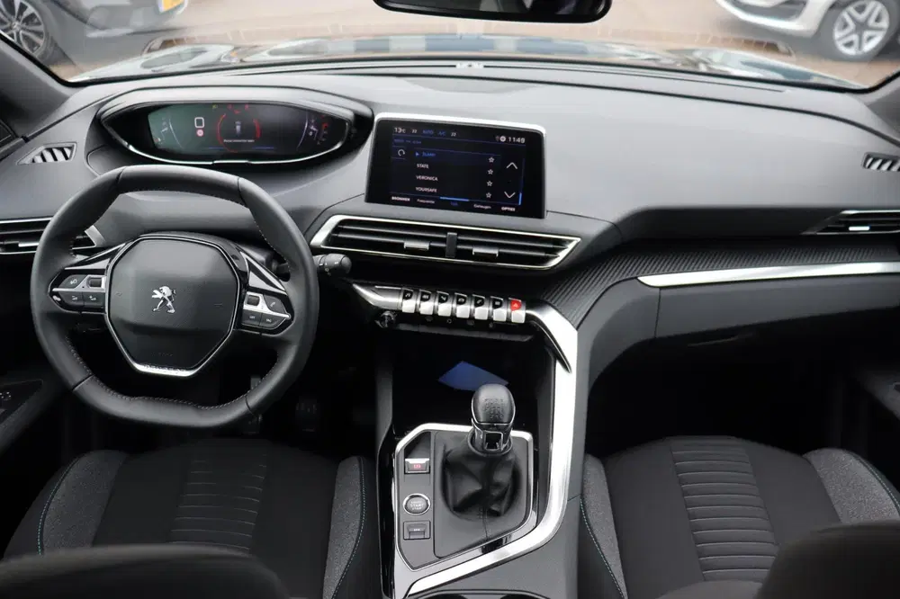 Peugeot 5008 orgNL camera afn. uit 2024, foto 9