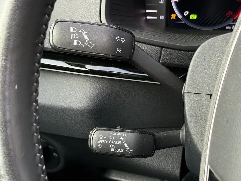Skoda Karoq 1.5 TSI ACT Sportline Business Trekhaak uit 2022, foto 19