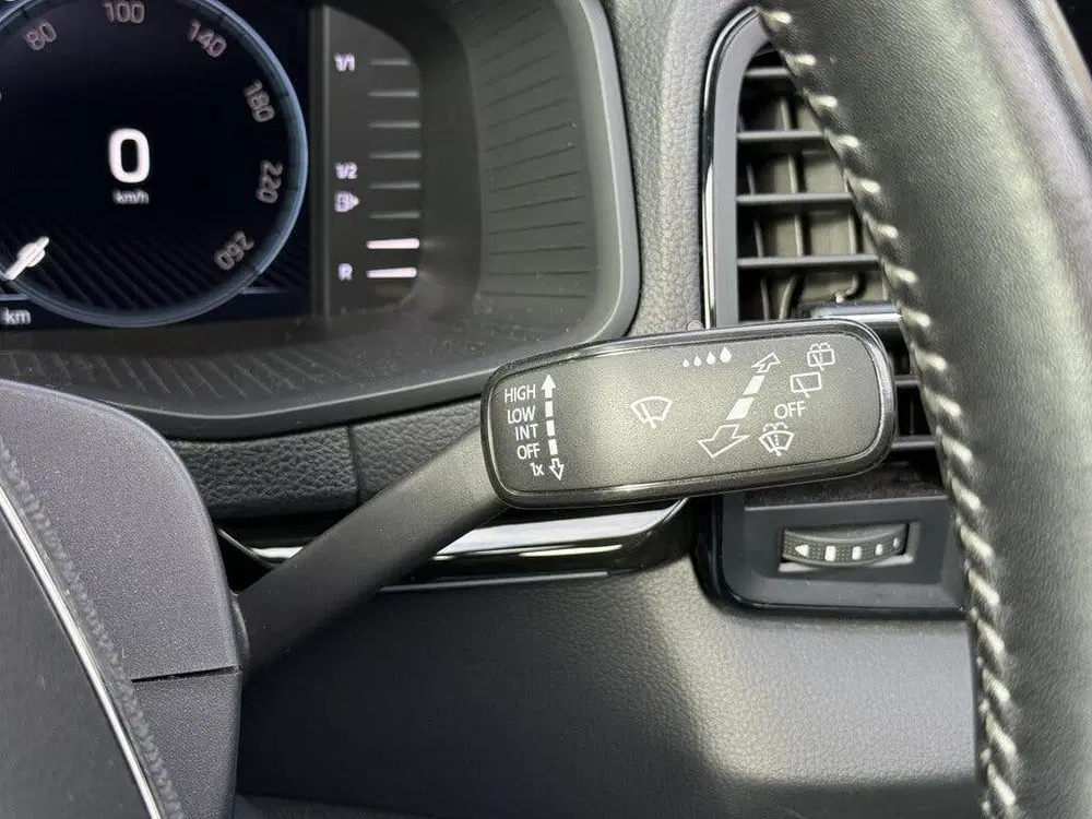 Skoda Karoq 1.5 TSI ACT Sportline Business Trekhaak uit 2022, foto 20
