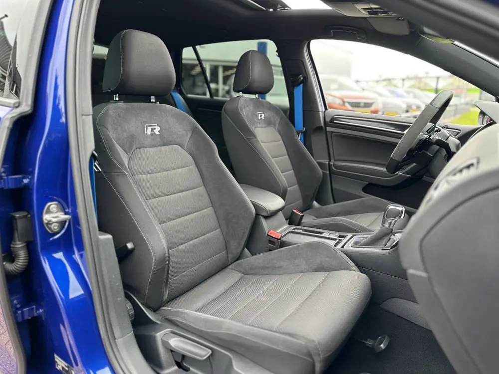 Volkswagen Golf 2.0 TSI 4Motion R Performance |AKRA|PANO|DYN uit 2019, foto 10