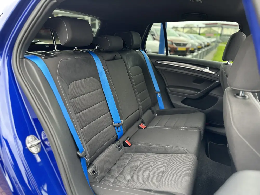 Volkswagen Golf 2.0 TSI 4Motion R Performance |AKRA|PANO|DYN uit 2019, foto 13