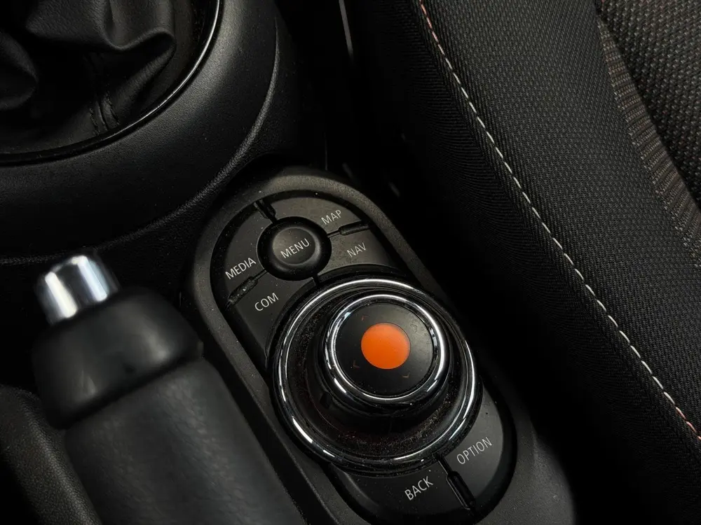 Mini 5-Deurs 1.5 Cooper Business Edition ORG NL | SPORTVELGE uit 2019, foto 15