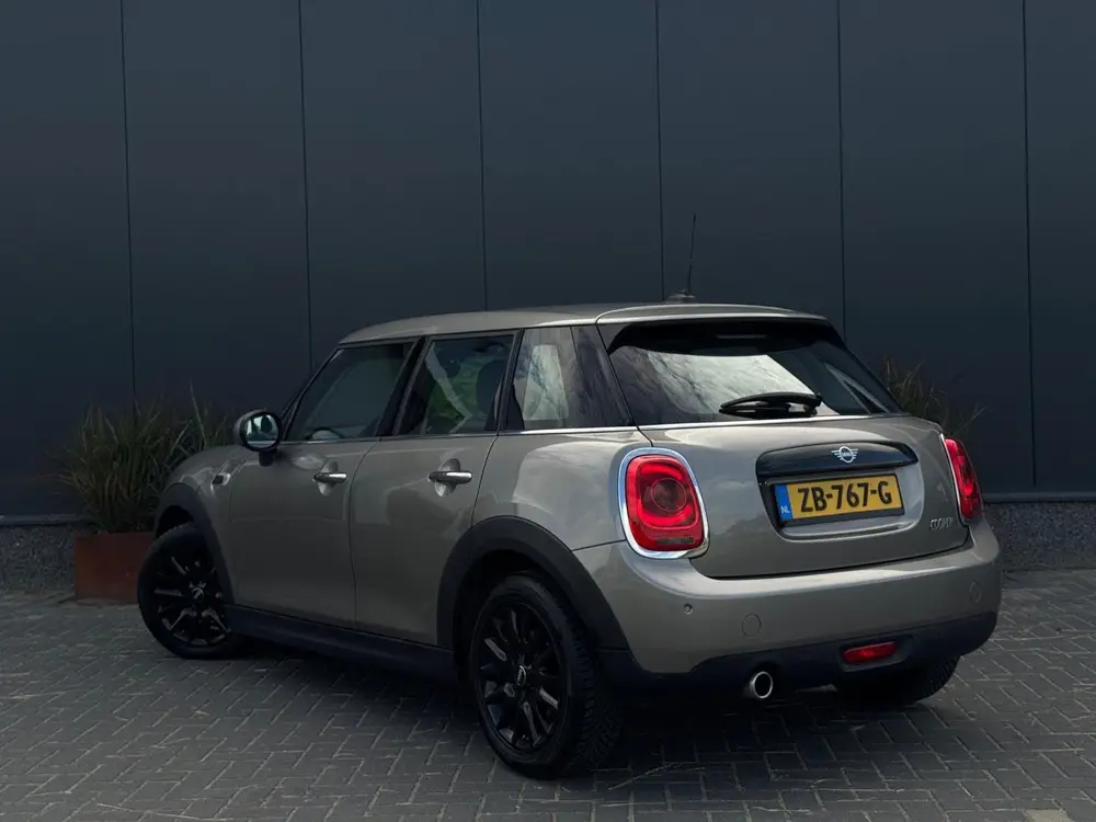 Mini 5-Deurs 1.5 Cooper Business Edition ORG NL | SPORTVELGE uit 2019, foto 7