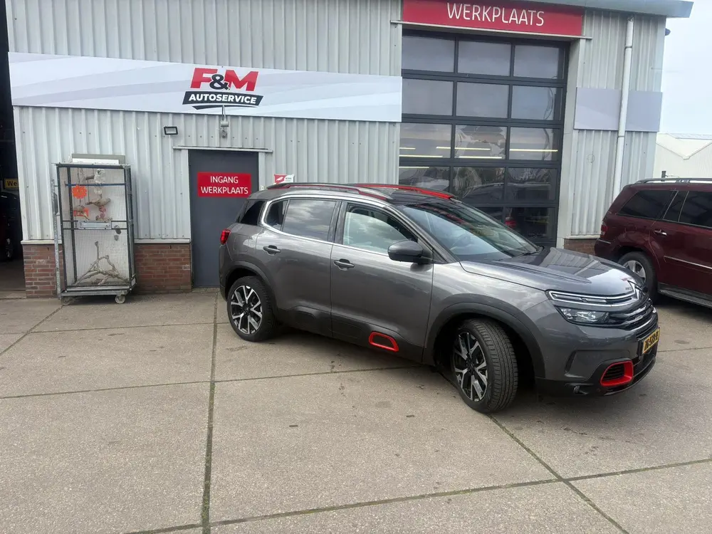 Citroën C5 Aircross Citroen C5 Aircross 1.6 PureTech Business uit 2019, foto 3