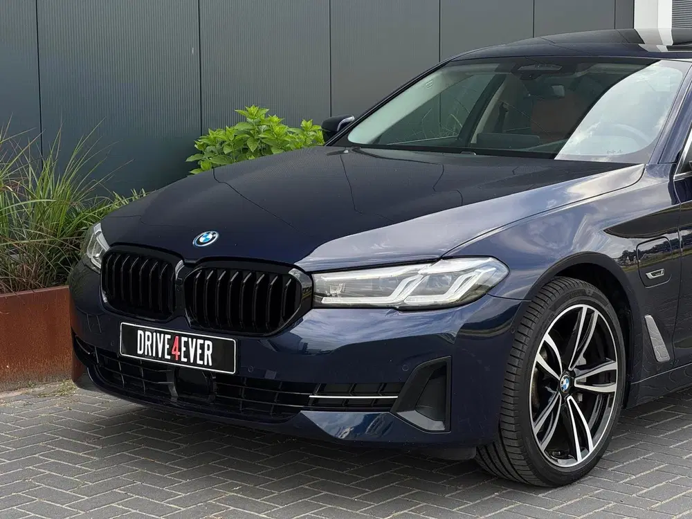 BMW 5-serie 520e LCI High Executive uit 2022, foto 10