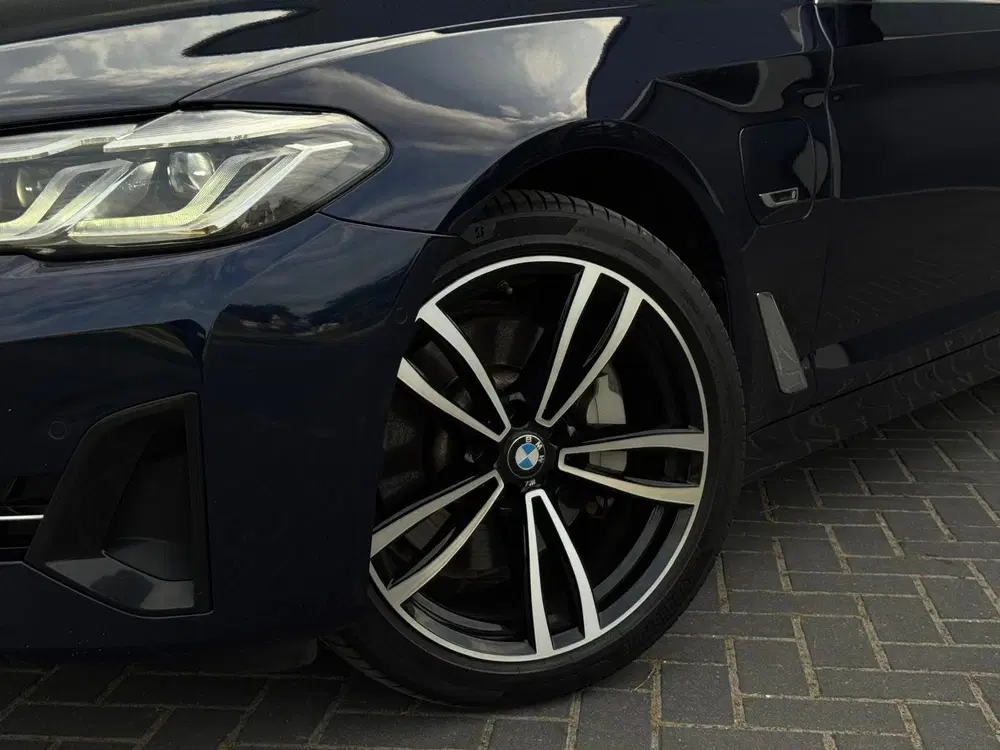 BMW 5-serie 520e LCI High Executive uit 2022, foto 11