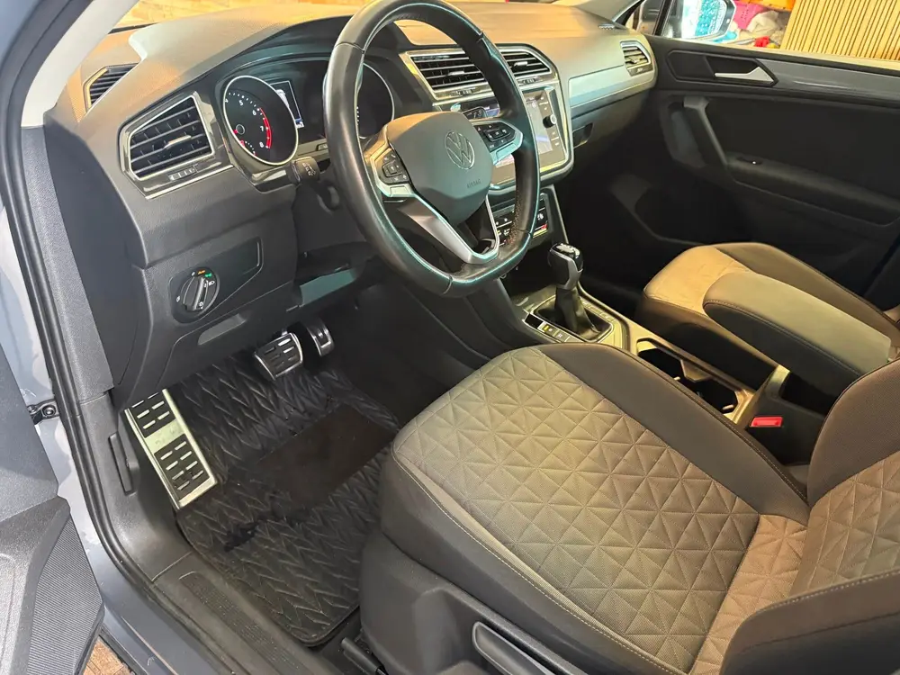 Volkswagen TIGUAN 1.5 TSI Life Business uit 2020, foto 10