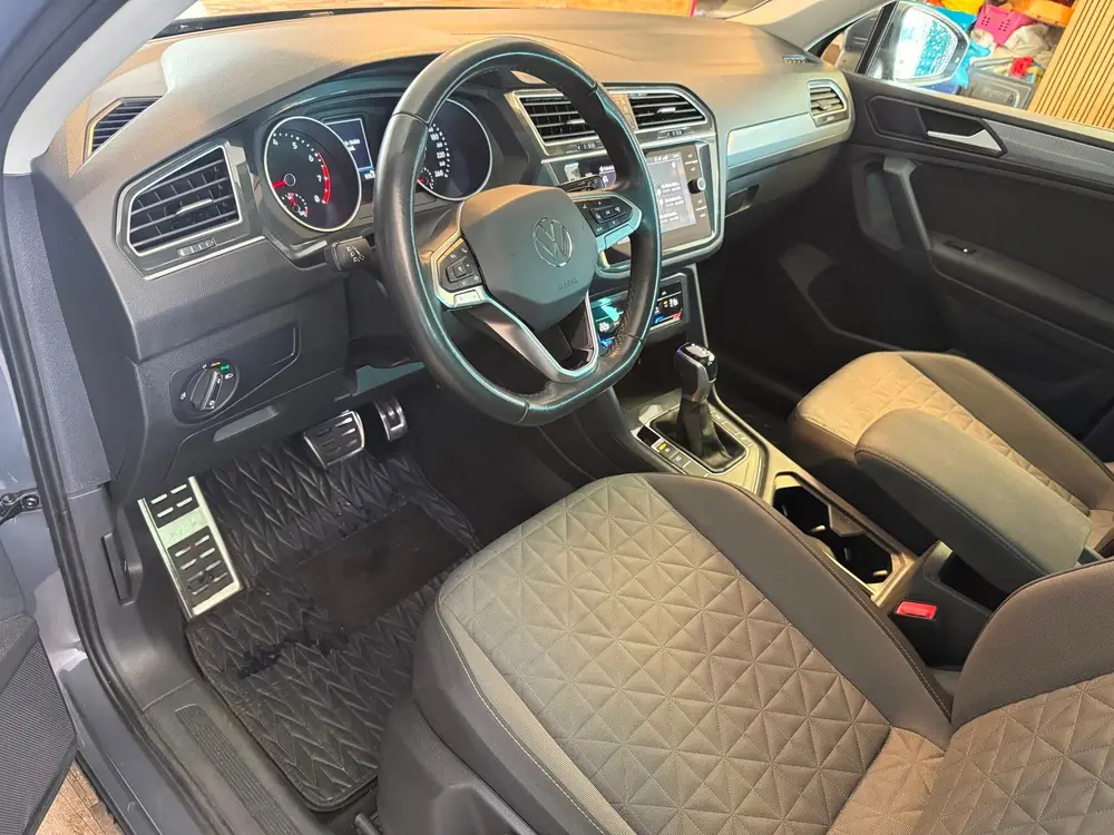 Volkswagen TIGUAN 1.5 TSI Life Business uit 2020, foto 17