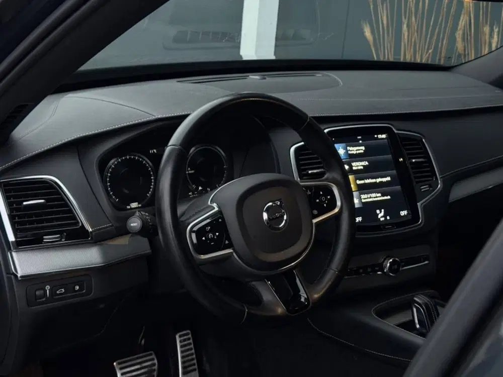 Volvo XC90 2.0 T8 Recharge AWD R-Design uit 2021, foto 9