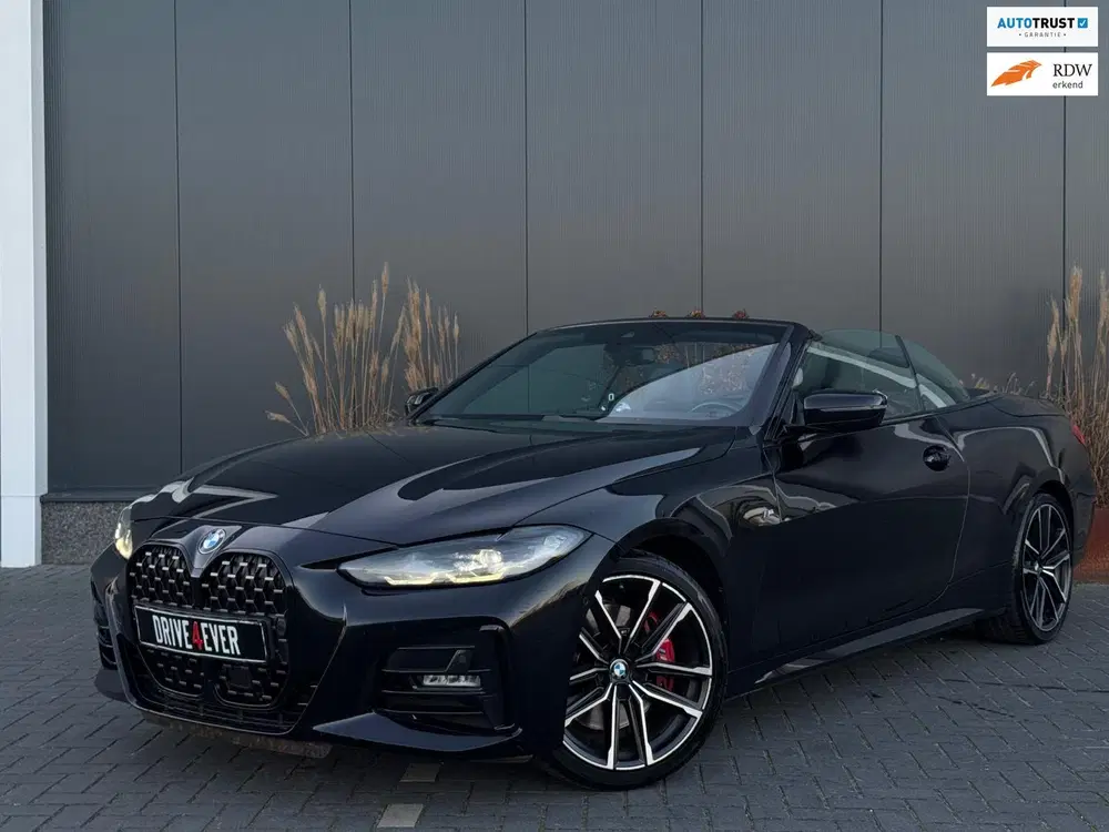 BMW 4-serie 420i High Executive uit 2023