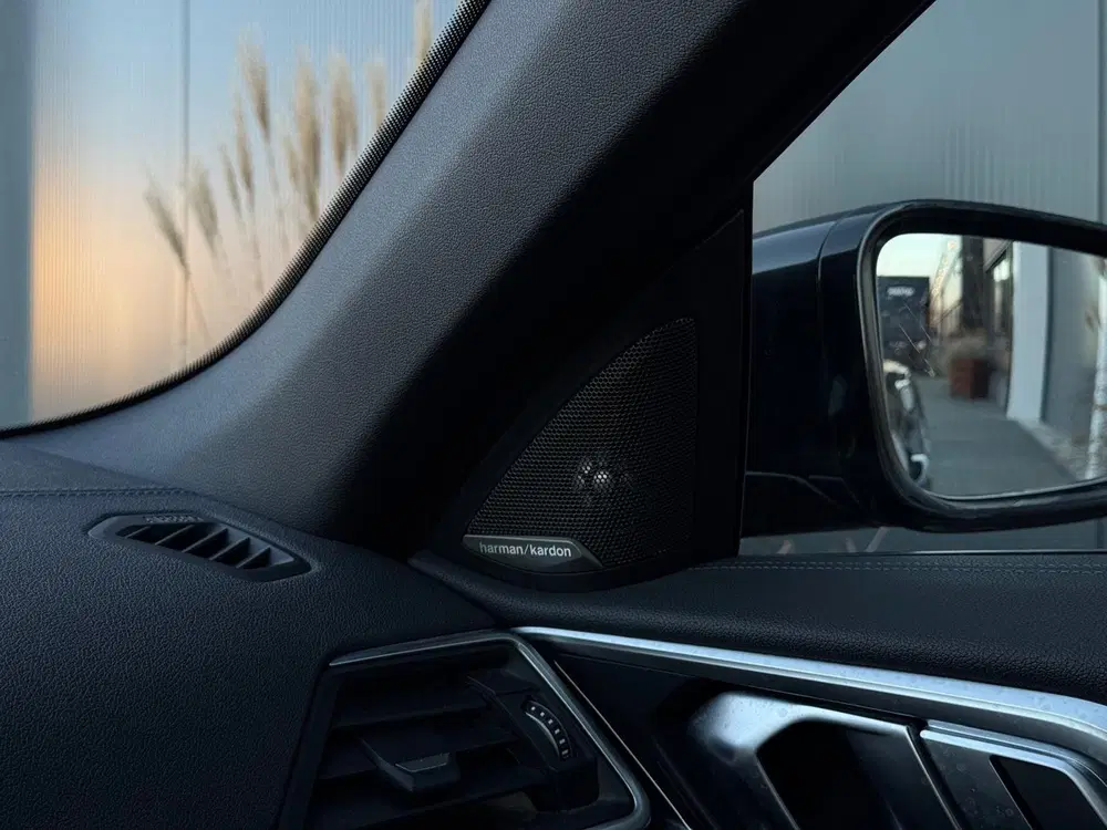 BMW 4-serie 420i High Executive uit 2023, foto 16