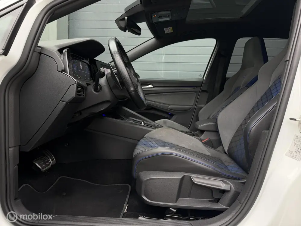 Volkswagen Golf 2.0 TSI R 4Motion/ O. HISTORIE/ PANORAMADAK uit 2021, foto 13