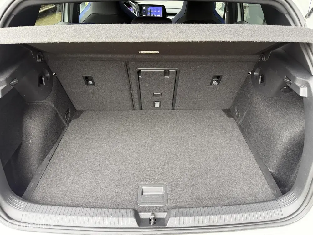 Volkswagen Golf 2.0 TSI R 4Motion/ O. HISTORIE/ PANORAMADAK uit 2021, foto 17
