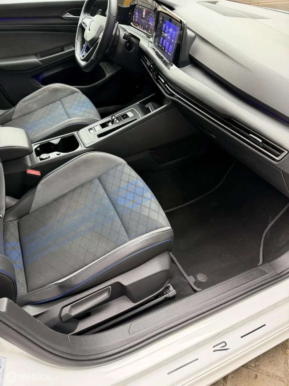 Volkswagen Golf 2.0 TSI R 4Motion/ O. HISTORIE/ PANORAMADAK uit 2021, foto 19