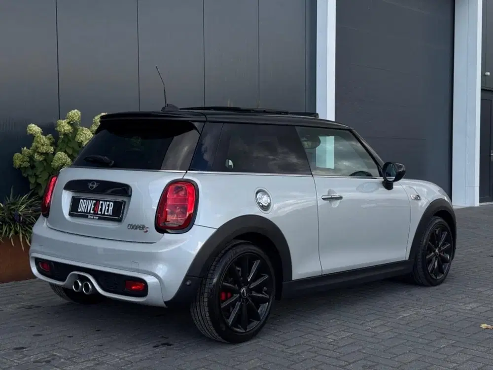 Mini Cooper S 2.0 Cooper S uit 2020, foto 3