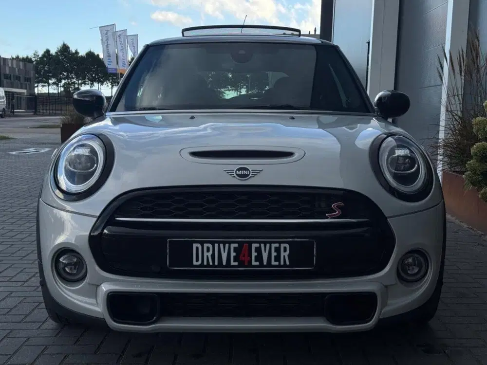 Mini Cooper S 2.0 Cooper S uit 2020, foto 7