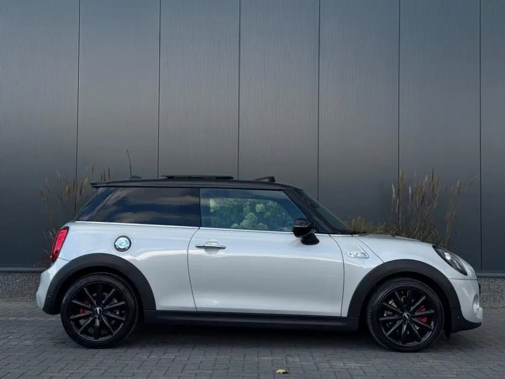Mini Cooper S 2.0 Cooper S uit 2020, foto 9