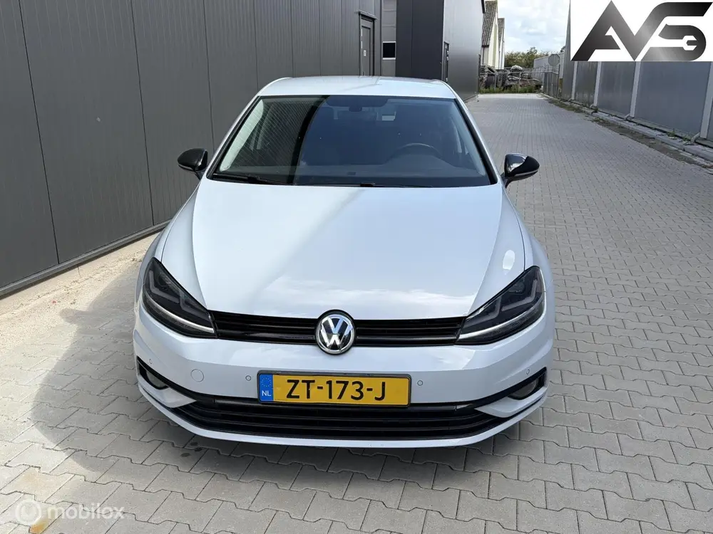 Volkswagen Golf 1.0 TSI Comfortline Business uit 2019, foto 2