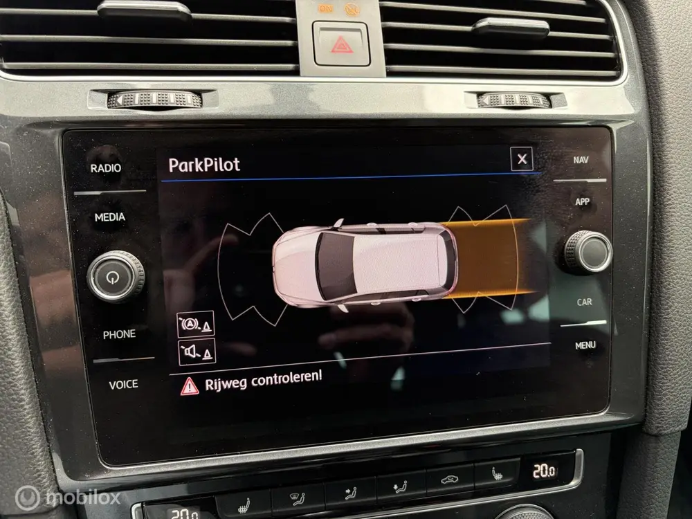 Volkswagen Golf 1.0 TSI Comfortline Business uit 2019, foto 20