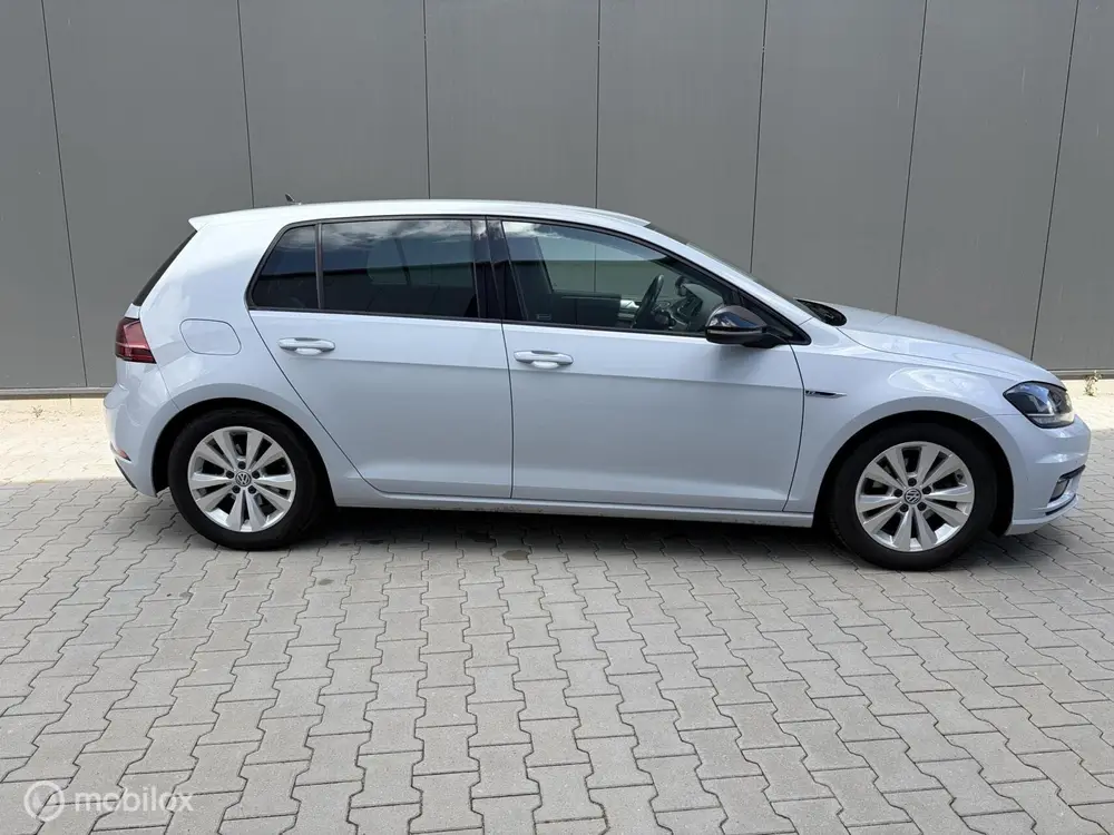 Volkswagen Golf 1.0 TSI Comfortline Business uit 2019, foto 9
