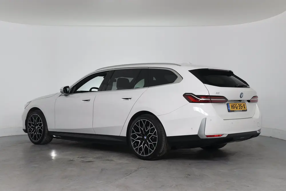 BMW i5 eDrive40 84kWh uit 2025, foto 4