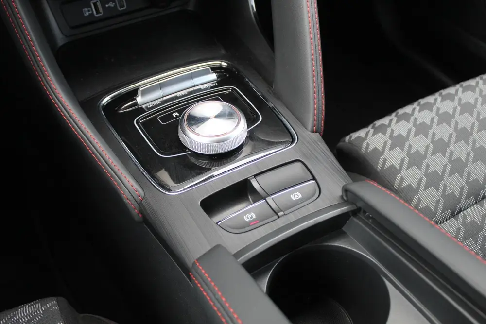 MG ZS EV Standard Range Comfort 50 kWh uit 2023, foto 16