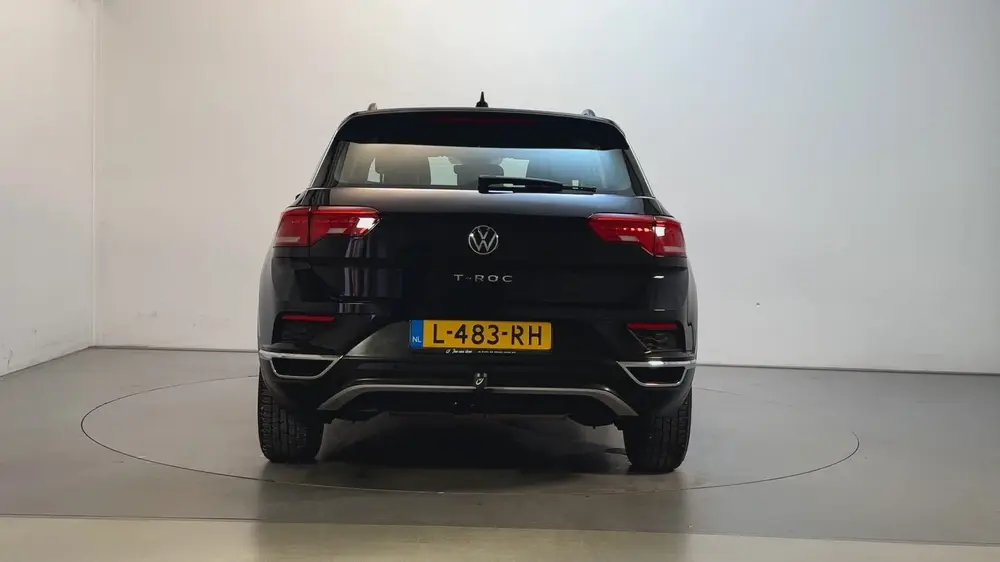 Volkswagen T-Roc 1.0 TSI Style Parkeersensoren Navigatie DAB uit 2021, foto 10
