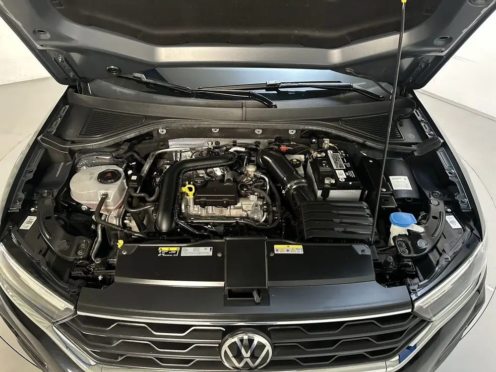 Volkswagen T-Roc 1.0 TSI Style Parkeersensoren Navigatie DAB uit 2021, foto 16