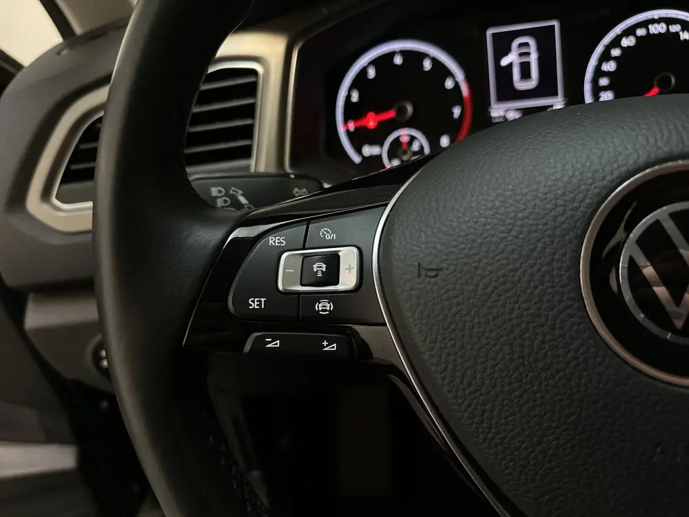 Volkswagen T-Roc 1.0 TSI Style Parkeersensoren Navigatie DAB uit 2021, foto 20
