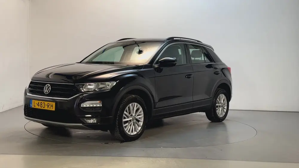 Volkswagen T-Roc 1.0 TSI Style Parkeersensoren Navigatie DAB uit 2021, foto 8