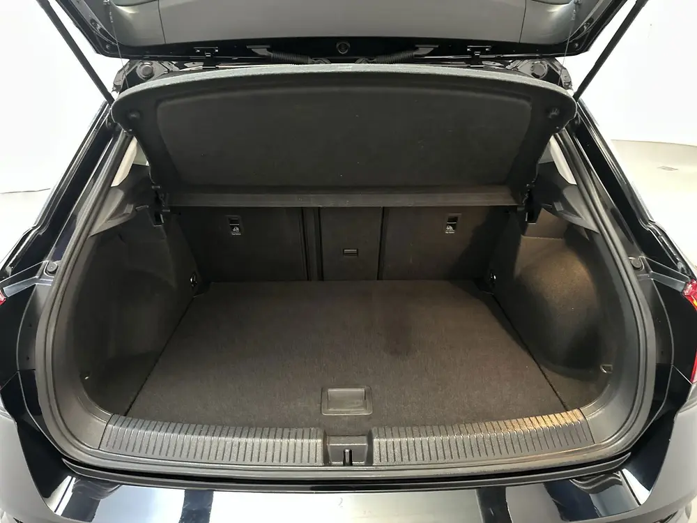 Volkswagen T-Roc 1.0 TSI Style Parkeersensoren Navigatie DAB uit 2021, foto 9