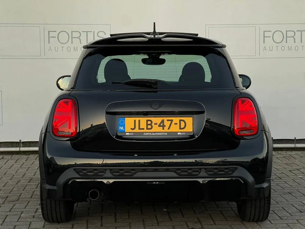 Mini Cooper 1.5 Cooper uit 2022, foto 10